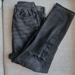 American Eagle distressed jeans